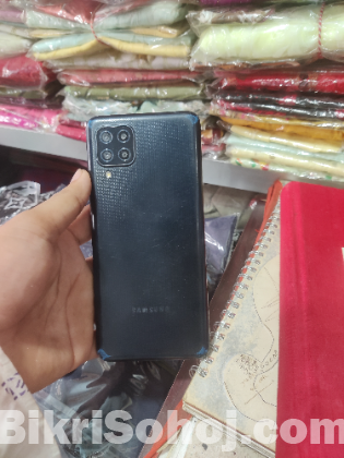 Samsung f22
